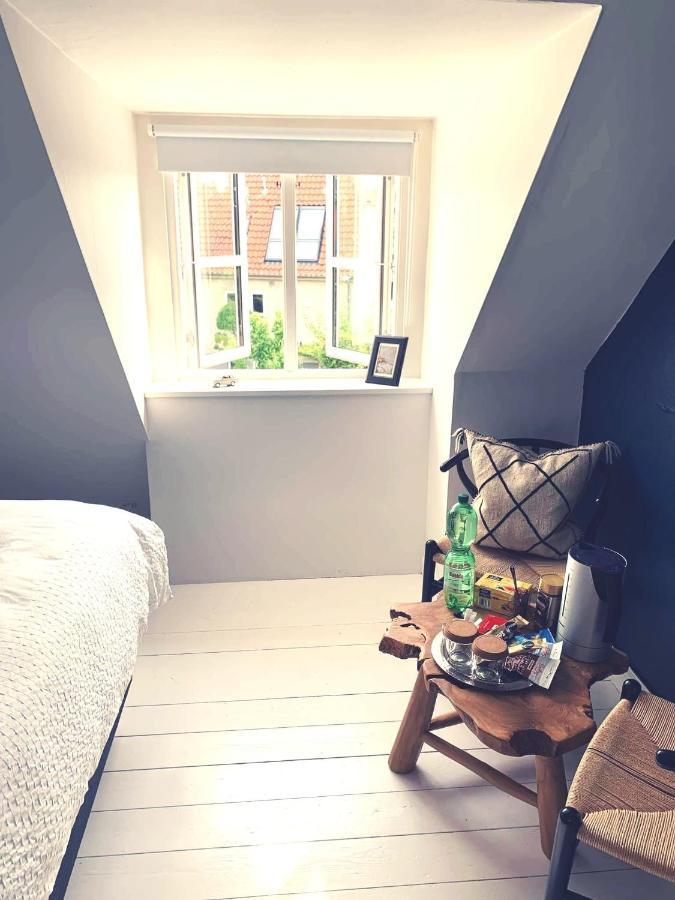 Room In A Danish Cottage With Garden View, 10 Min To Cph Gentofte Exterior foto